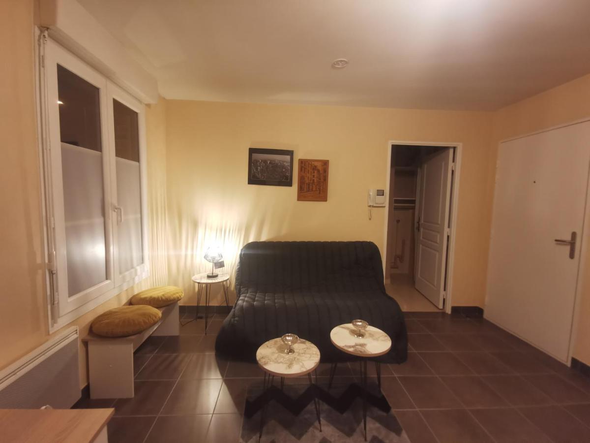 Logement En Hypercentre Dans Une Residence Amiens Luaran gambar